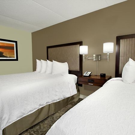 Hampton Inn & Suites By Hilton - Rockville Centre Zewnętrze zdjęcie